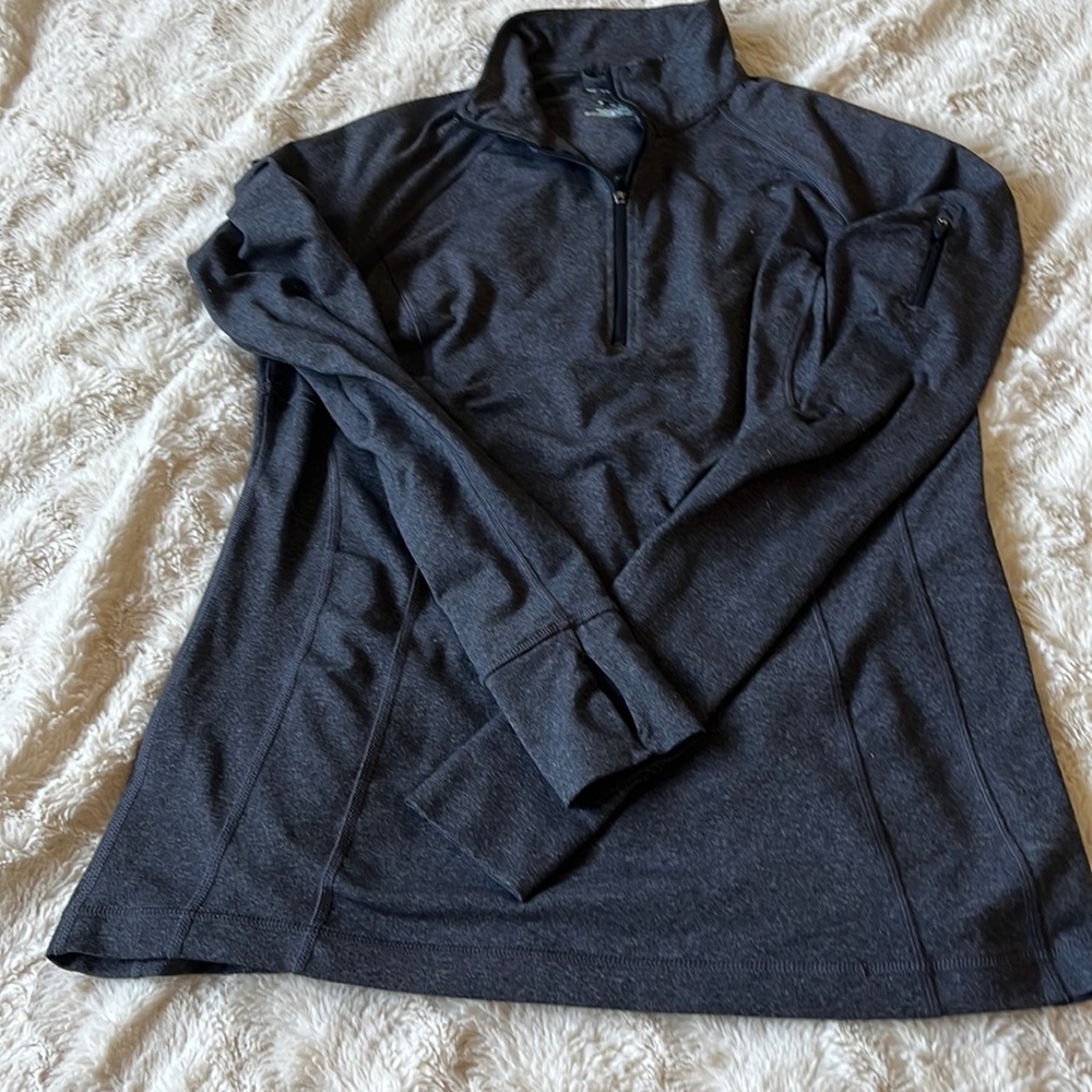 Tek Gear  Dark Grey Long Sleeve Thumbhole Quater Zippered Pullover Size M